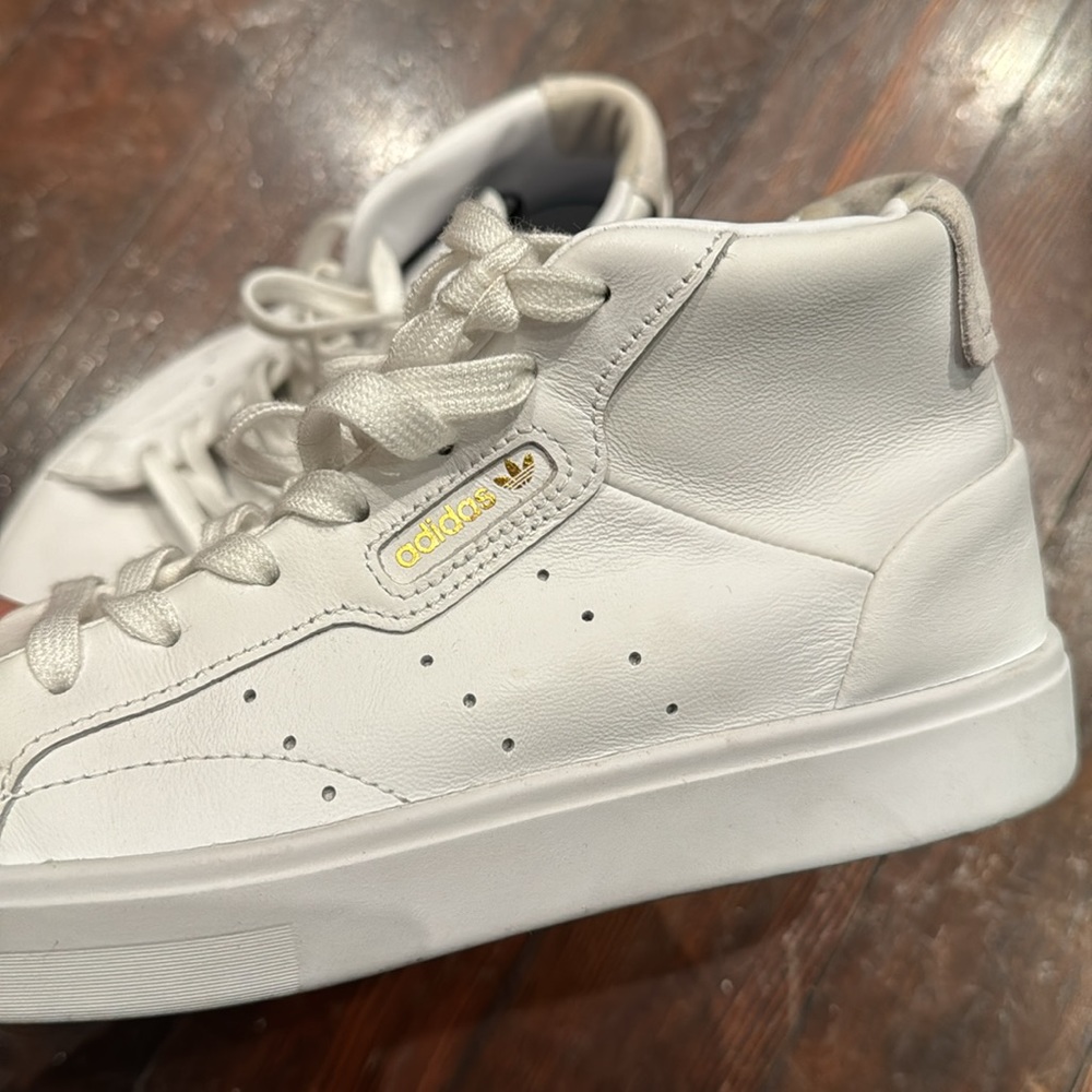 Adidas Mid rise White high top Sneakers